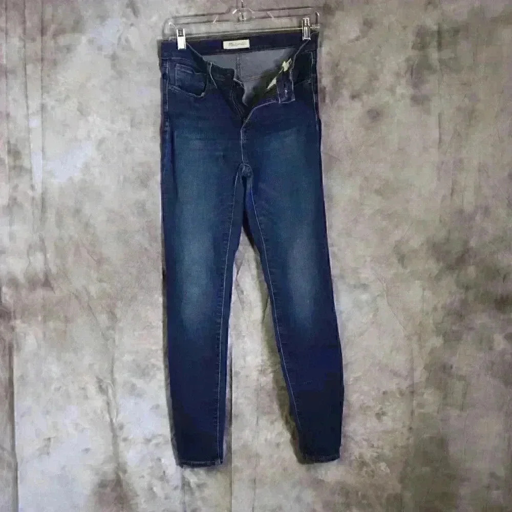 Madewell 9" mid-rise skinny jeans size 27 style #L9933 Waist 28" Inseam 28"
